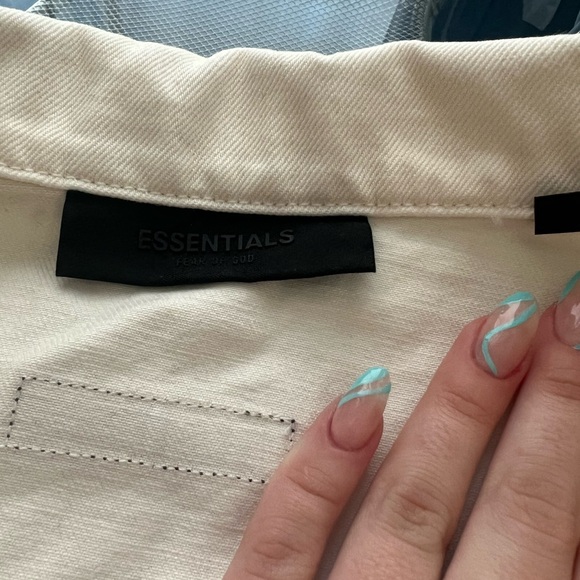 Fear of God Essentials Denim Jacket in Cloud Dancer - Picture 3 of 4